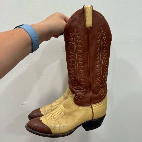 Tony Lama Vintage Cowboy Boots Women’s 6.5 Tan Brown Leather - Picture 3 of 11